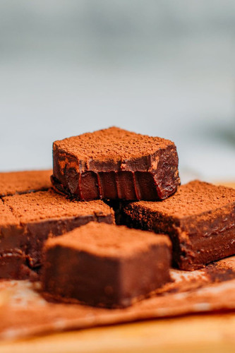 شکلات دست ساز ناما Nama Chocolate